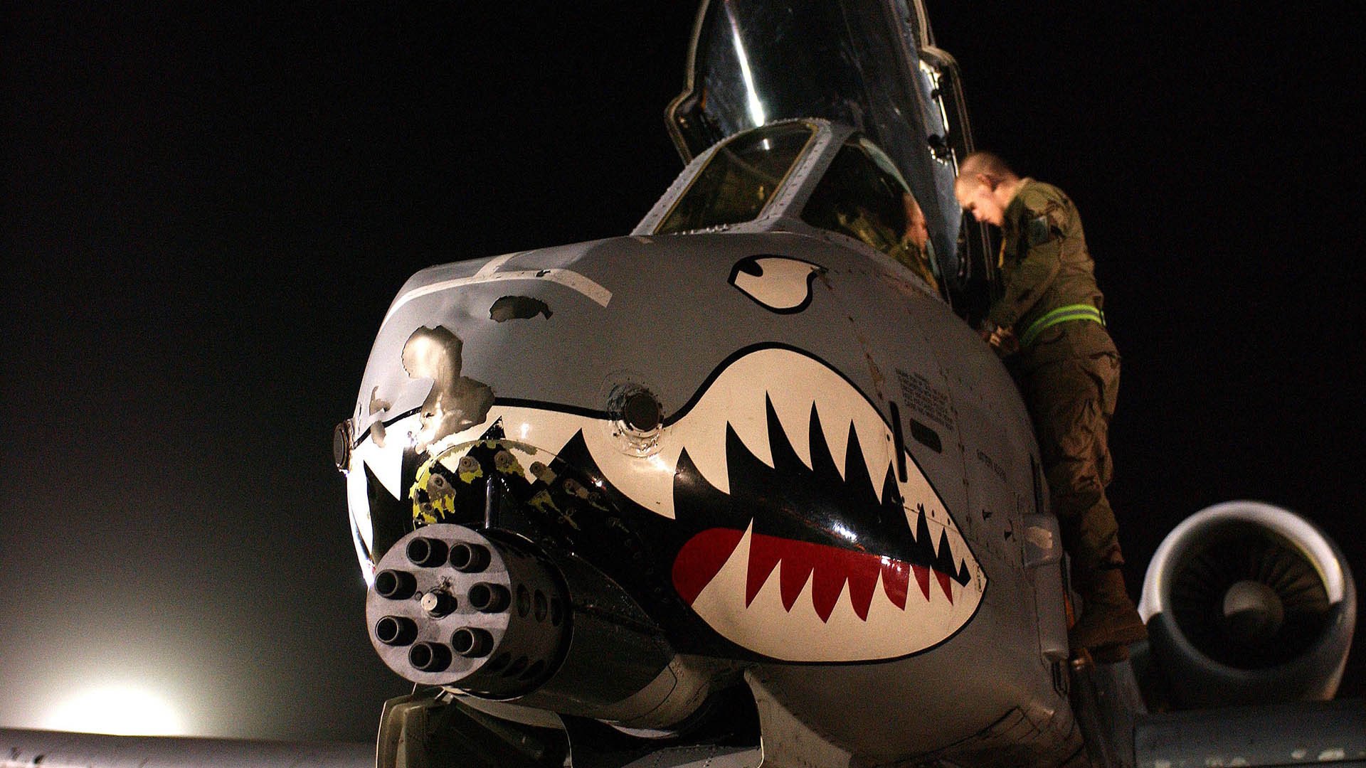 女子200蝶冲刺节奏变化研究，女子200米蝶泳决赛录像